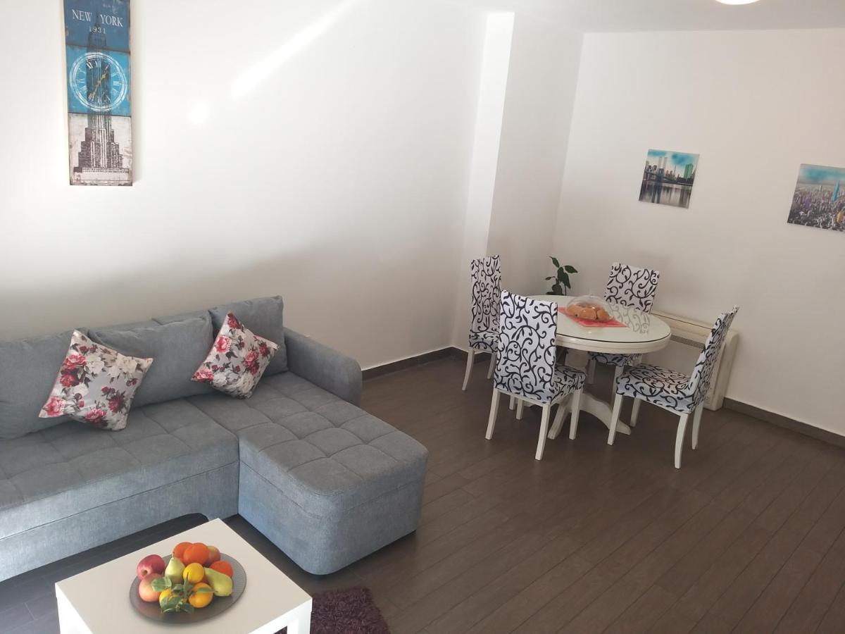 3 Bedroom Apartment With Terrace And Free Parking Split Exterior foto